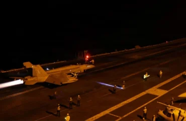 Ιράν: Τουλάχιστον δύο νεκροί και αρκετοί τραυματίες από τα αμερικανικά πλήγματα στο νησί Λαράκ