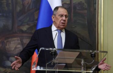 Σ.Λαβρόφ: «Οι στρατιωτικές δραστηριότητες του ΝΑΤΟ στην Αρκτική αποτελούν άμεση απειλή για τη Ρωσία»