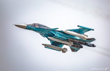 Ασταμάτητα τα ρωσικά Su-34: Ισοπεδώνουν κτίρια με Ουκρανούς στη Χερσώνα σαν χάρτινους πύργους – Δείτε βίντεο