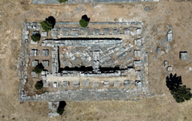 Τουρκία: Αρχαιολογικό μυστήριο στο Ιερό του Μήνα – Τα εκατοντάδες «μηνύματα» των αρχαίων προς τους θεούς