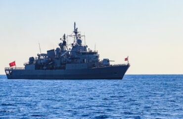 Τουρκικές ναυτικές δυνάμεις αναπτύσσονται προς το Ισραήλ νοτιοανατολικά της Κύπρου (βίντεο)