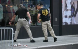 Μακελειό στην Times Square: Νεκρή από αστυνομικά πυρά 49χρονη που μαχαίρωσε δύο ανθρώπους (βίντεο)
