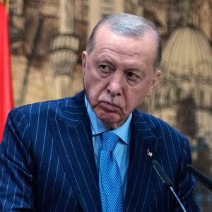 O Ρ.Τ.Ερντογάν απειλεί την Ελλάδα: «Να σταματήσει να εξοπλίζει τα νησιά – Εγκαταλείψτε τον λανθασμένο δρόμο»