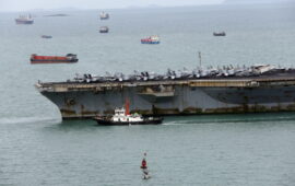 Στην Ταϊλάνδη το αεροπλανοφόρο USS Abraham Lincoln μετά από περισσότερες από 270 ημέρες στη θάλασσα
