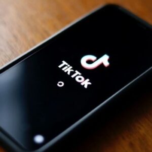 Το TikTok αρνείται να παραδώσει απόρρητο έγγραφο για αλγοριθμικό πείραμα κατά το οποίο αυτοκτόνησε έφηβος!