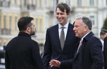 Axios: Πιέσεις Κούσνερ και Γουίτκοφ στον Ζελένσκι για άμεσο «ρήγμα» στο μέτωπο πριν από τον χειμώνα