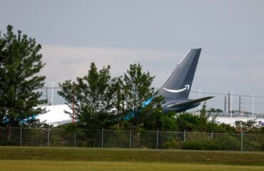 Μαϊάμι: Αεροσκάφος Boeing 767 της Amazon βγήκε εκτός διαδρόμου κατά την προσγείωση
