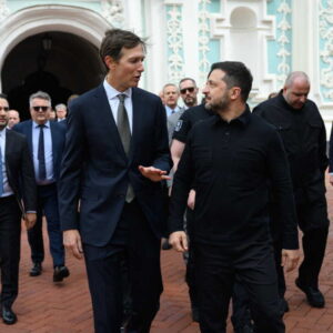 Αυτό είναι το σχέδιο ειρήνης Τραμπ: Πλήρης αποχώρηση των Ουκρανών από το Ντονμπάς, ουδετερότητα και εκλογές