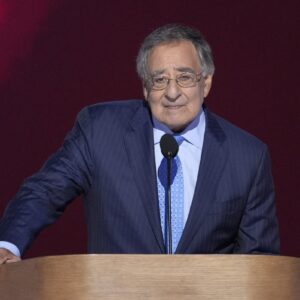 Πρώην ΥΠΑΜ ΗΠΑ Λίον Πανέτα: «Ο πόλεμος με το Ιράν μπορεί να συνεχιστεί για άλλους έξι μήνες»