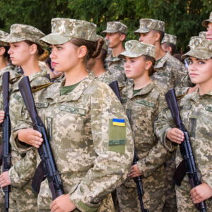 Οι Ρώσοι απάντησαν στην αφέλεια Ουκρανής χειρίστριας drones να τοποθετήσει «παγίδες θανάτου» – Δείτε βίντεο