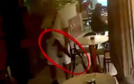 Αλβανία: Λογομάχησαν με ανήλικο σερβιτόρο και εκείνος φώναξε φίλους του με καλάσνικοφ στην καφετέρια! (βίντεο)