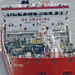 Ουκρανικά drones κτύπησαν το ρωσικό τάνκερ «Armada Leader» ανοιχτά του Σότσι (βίντεο)