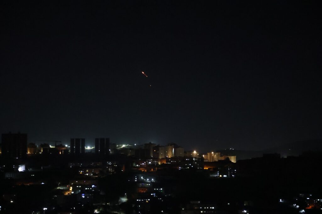 Οι Αμερικανοί χρειάστηκαν 82 Patriot και THAAD για να σταματήσουν 20 ιρανικούς πυραύλους (βίντεο)