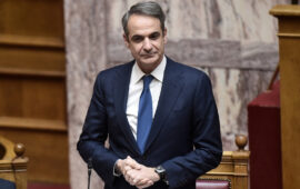 Βουλή: Σε εξέλιξη η ομιλία του Κ.Μητσοτάκη για τη Συνταγματική Αναθεώρηση (live)