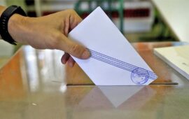 Δημοσκόπηση MRB: Mόλις στο 72,5% η συσπείρωση της ΝΔ – Οι διαρροές προς τα άλλα κόμματα
