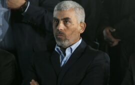 Πρώην υπουργός της Παλαιστινιακής Αρχής: «Εγώ είχα μεταφέρει στο Ισραήλ το μήνυμα του Γ.Σινουάρ»