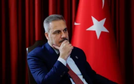 Χακάν Φιντάν: «Η Τουρκία είναι έτοιμη να εξετάσει τις στρατιωτικές ανάγκες της Σαουδικής Αραβίας»