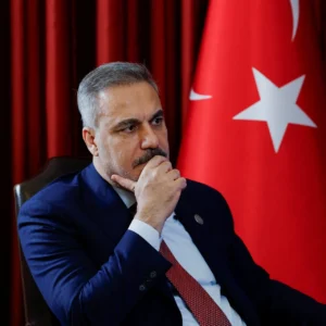 Χακάν Φιντάν: «Η Τουρκία είναι έτοιμη να εξετάσει τις στρατιωτικές ανάγκες της Σαουδικής Αραβίας»