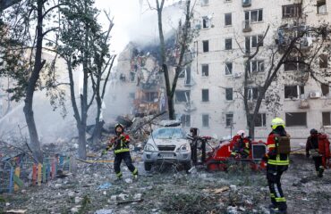Οκτώ νεκροί από ρωσικές επιθέσεις στην Ουκρανία
