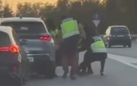 Βαρκελώνη: Μεταμφιέστηκαν σε αστυνομικούς και απήγαγαν άνδρα από όχημα στον αυτοκινητόδρομο (βίντεο)