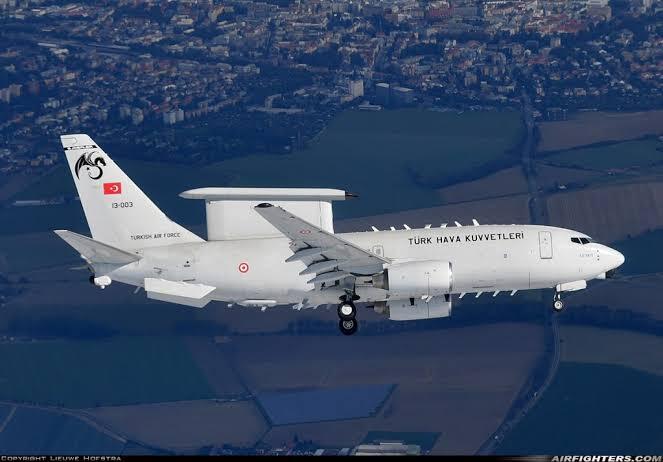 Aποστολή-μυστήριο τουρκικού αεροσκάφους AWACS Ε-7Τ με οπλισμένα F-16 ÖZGÜR νότια της Κύπρου