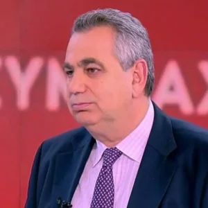 Βασίλης Χιώτης: Το επικό σαρδάμ στον ΑΝΤ1 – «Άμα πάνε στον ΣΚΑΪ, θα καούμε» (βίντεο)