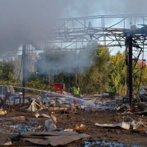 Πρωτοφανείς εικόνες στο Κίεβο: Σε επιφυλακή η πρωτεύουσα – Οι Ρώσοι πλήττουν & το απόγευμα (βίντεο)