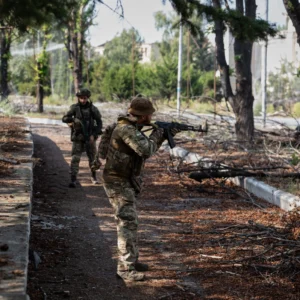 Ουκρανοί αξιωματικοί και μισθοφόροι έγιναν «στάχτη και αποκαΐδια» σε κέντρο εκπαίδευσης (βίντεο)