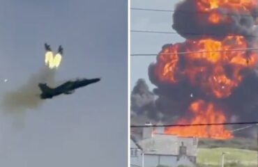 Βρετανία: Οι πιλότοι έριξαν το αεροσκάφος σε ανοιχτό πεδίο και εκτινάχθηκαν (βίντεο)