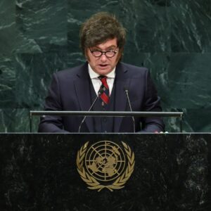 Ο Μιλέι επαναφέρει θέμα Φώκλαντς: Ζητά διαπραγματεύσεις με τη Βρετανία