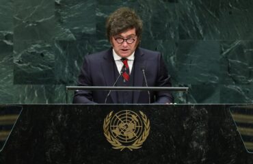 Ο Μιλέι επαναφέρει θέμα Φώκλαντς: Ζητά διαπραγματεύσεις με τη Βρετανία