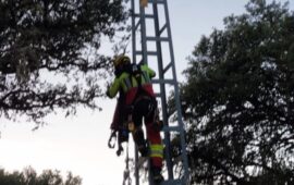 12χρονη χτυπήθηκε από ρεύμα 30.000 volt ενώ έβγαζε φωτογραφίες για trend