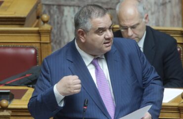 Και με επιδόματα η ιθαγένεια!