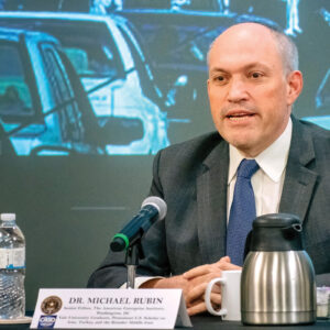 Μ.Ρούμπιν: «Ο Ρ.Τ.Ερντογάν φοβάται μην αποκαλυφθεί η αδυναμία του τουρκικού Στρατού»
