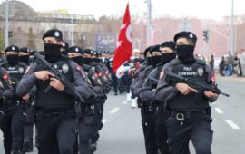 Κινητοποιήσεις συνταξιούχων σε όλη την Τουρκία: Αυτοκτόνησε συνταξιούχος κατά τη διάρκεια διαδήλωσης