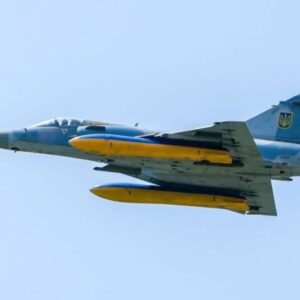 «Τρελό» κυνηγητό ρωσικού Geran-5 από γαλλικό Mirage 2000 των Ουκρανών στο Ρίβνε – Δείτε βίντεο