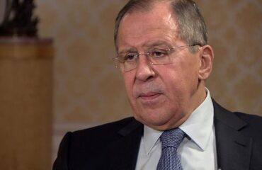 Έντονο τετ-α-τετ Λαβρόφ με BBC: «Η Ευρώπη διεξάγει πόλεμο εναντίον μας – Εμείς απλά απαντάμε»