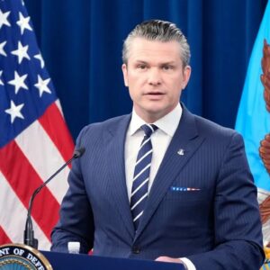 ΗΠΑ: Ο Πιτ Χέγκσεθ μειώνει κατά 20% τις θέσεις στρατηγών και ναυάρχων
