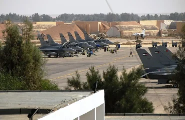 Αμερικανικά ελικόπτερα απομακρύνονται από τη βάση Muwaffaq Salti στην Ιορδανία (βίντεο)