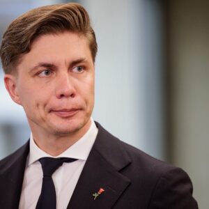 Πρωθυπουργός Λιθουανίας Μιντάουγκας Σινκεβίτσιους: «Να μην υπερβάλλουμε για την Ρωσία»