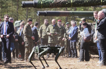 Η Γερμανία δημιούργησε σύνταγμα drones για τον στρατό