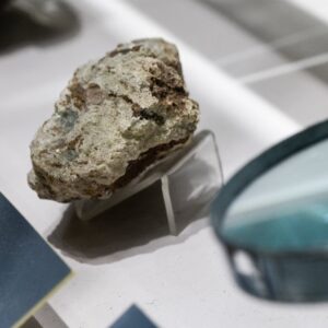 Πρώτη συμφωνία για το κοινό ταμείο ΗΠΑ – Ουκρανίας: Επενδύσεις σε κρίσιμα ορυκτά
