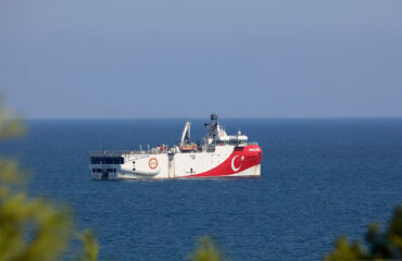 Στα ανοικτά των Kατεχομένων πλέει το «Ορούτς Ρέις»: H «απάντηση» της Άγκυρας για το καλώδιο GSI