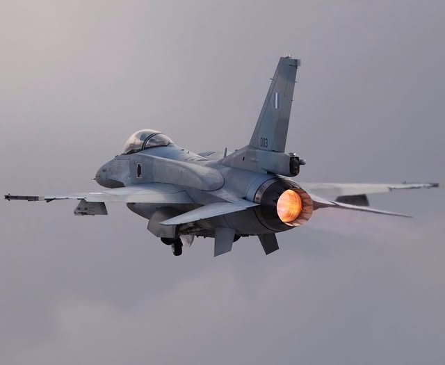 Απογείωσαν F-16 για να αναχαιτίσουν τουρκικά UAV: Οικονομική φθορά και επιχειρησιακά ερωτήματα