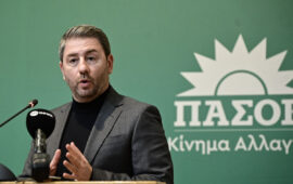 Το ΠΑΣΟΚ καταθέτει πρόταση νόμου για το ιδιωτικό χρέος