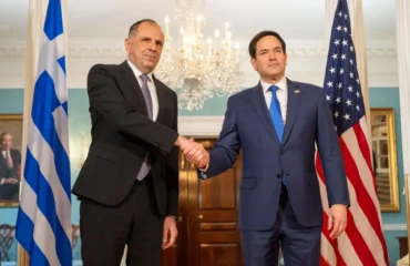 Με τον Μ.Ρούμπιο θα συναντηθεί την Τετάρτη ο Γ.Γεραπετρίτης