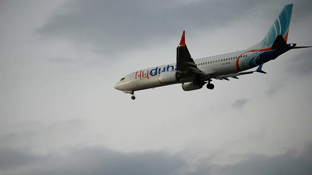 Ο συγκυβερνήτης της FlyDubai ήθελε να ρίξει το αεροσκάφος σε αμερικανική βάση στην Ιορδανία!