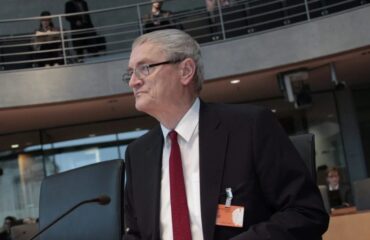 Ποια είναι η χώρα της οποίας ήταν κατάσκοπος ο τέως επικεφαλής των γερμανικών μυστικών υπηρεσιών