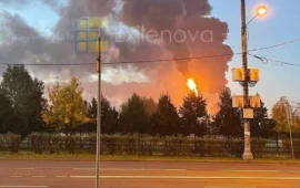 Οι Ουκρανοί κτύπησαν με drones την μεγαλύτερη αποθήκη πετρελαίου της Μόσχας (βίντεο)