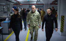 Για πρώτη φορά στο Κίεβο ο διοικητής του ΝΑΤΟ